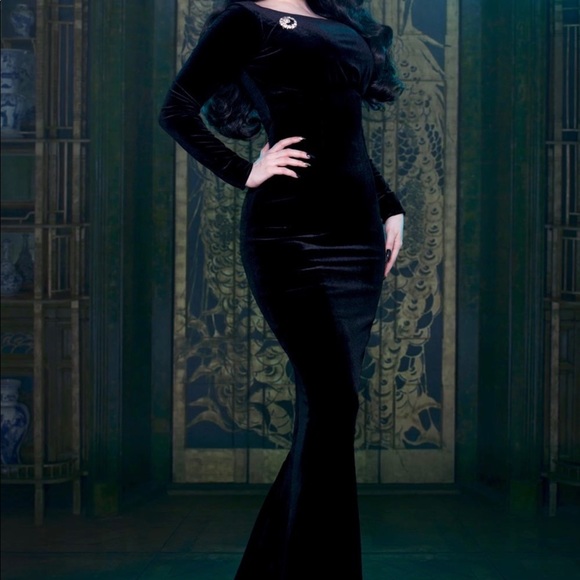 laura plus dresses 2018